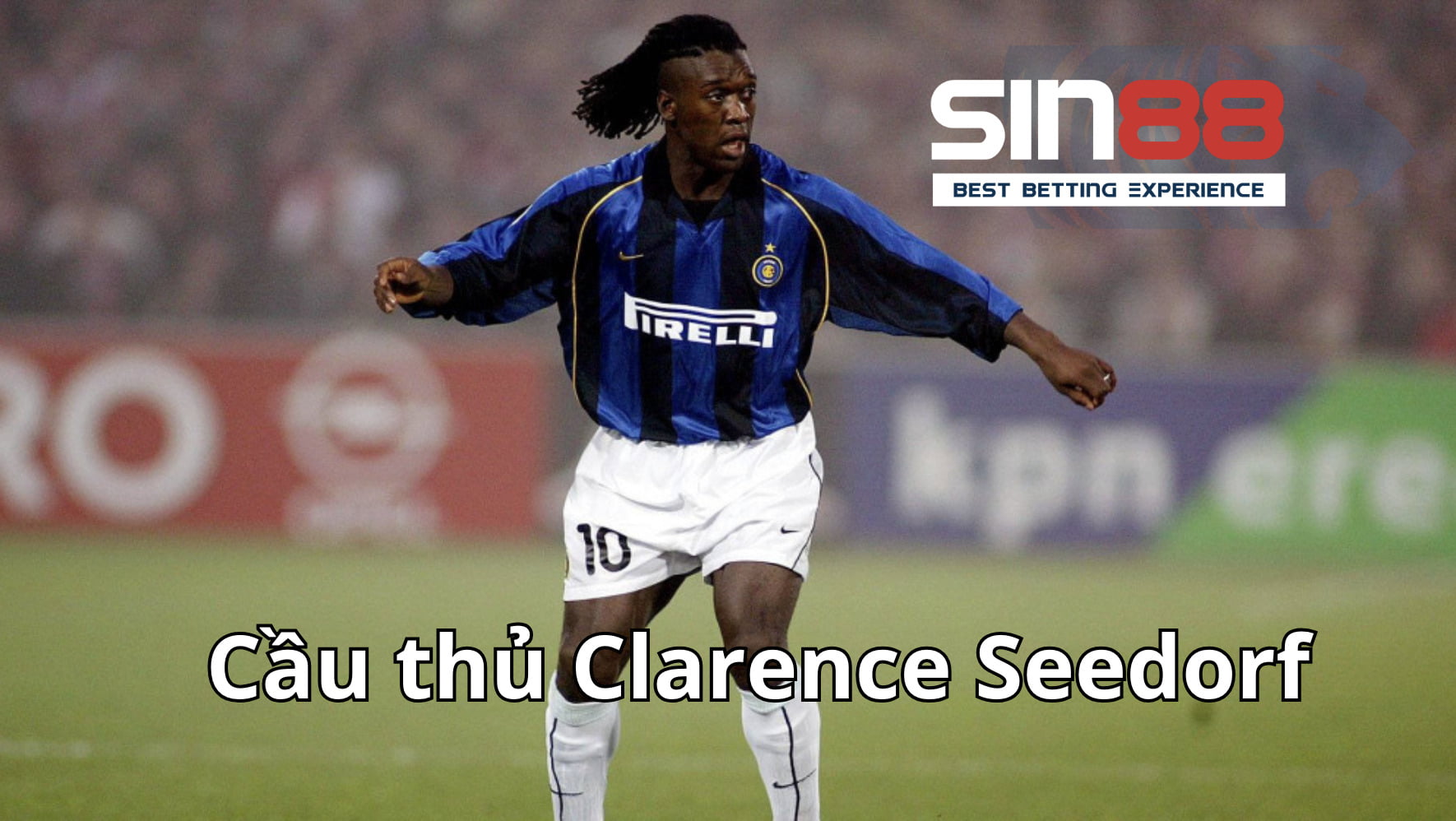 Tiền vệ Clarence Seedorf